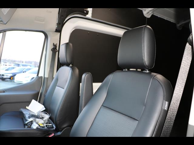 2025 Ford Transit 350