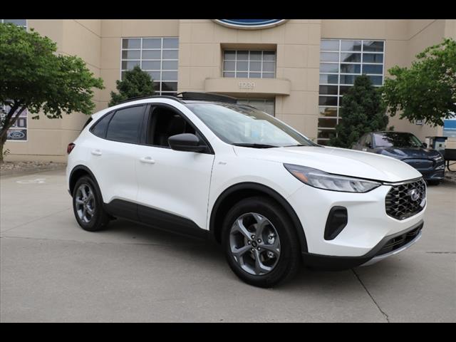 2025 Ford Escape Hybrid ST-Line
