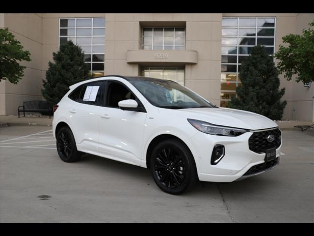 2023 Ford Escape Hybrid ST-Line Elite