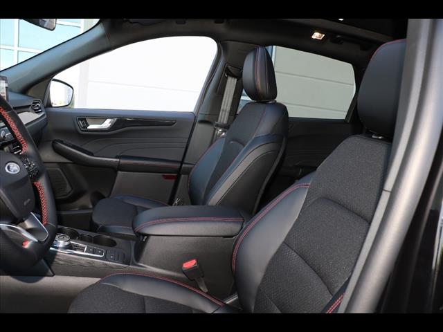 2025 Ford Escape Hybrid ST-Line Select