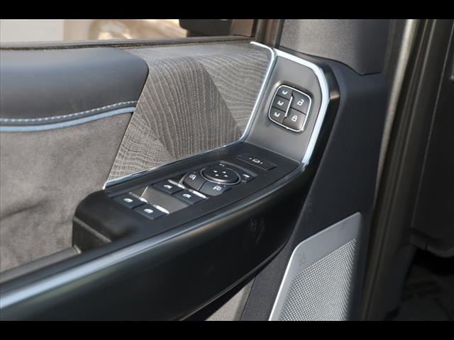 2025 Ford F-250 Super Duty Platinum