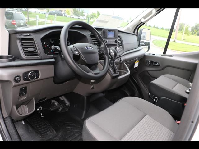 2025 Ford Transit Base