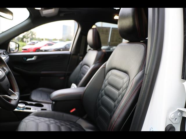2023 Ford Escape Hybrid ST-Line Elite