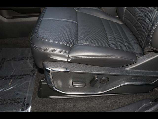 2025 Ford F-250 Super Duty Platinum