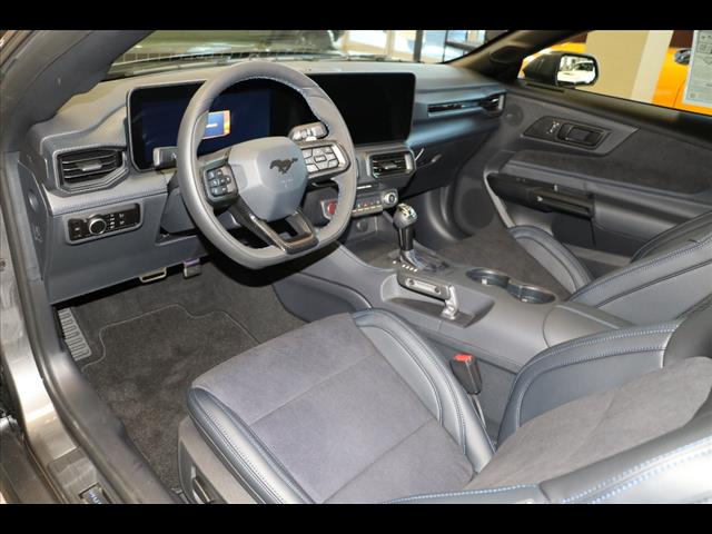 2025 Ford Mustang Dark Horse