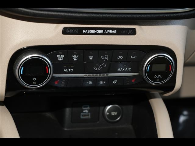 2021 Ford Escape Hybrid Titanium