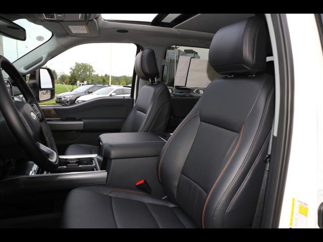 2025 Ford F-350 Super Duty Lariat