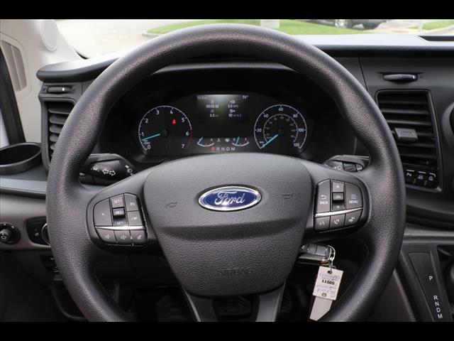 2025 Ford Transit Base