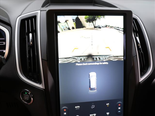 2021 Ford Edge SE