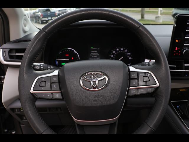2021 Toyota Sienna XLE 7-Passenger