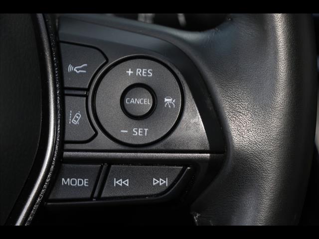 2023 Toyota Camry Hybrid SE