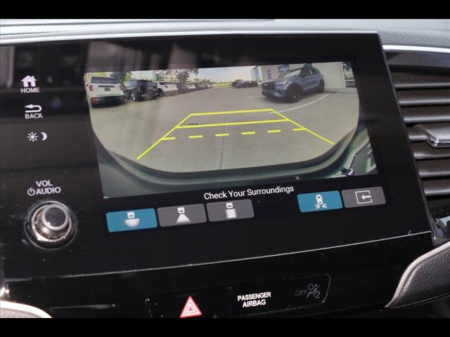 2021 Honda Pilot Touring w/Rear Captain