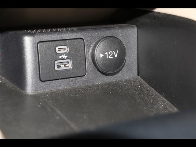2022 Ford Escape Hybrid Titanium Hybrid