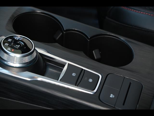 2025 Ford Escape Hybrid ST-Line Select