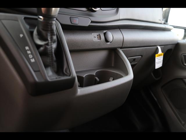 2025 Ford Transit 250