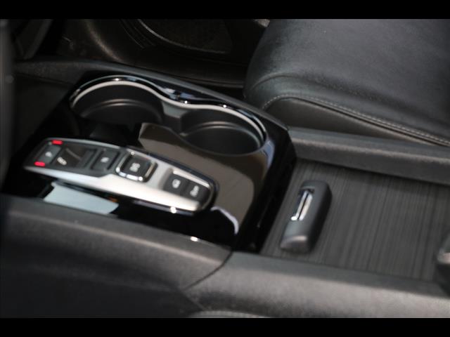 2021 Honda Pilot Touring w/Rear Captain