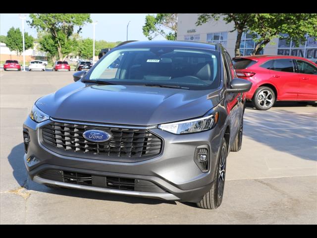 2025 Ford Escape Plug-In Hybrid PHEV