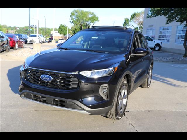 2025 Ford Escape Hybrid ST-Line Select