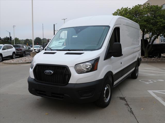 2025 Ford Transit Base