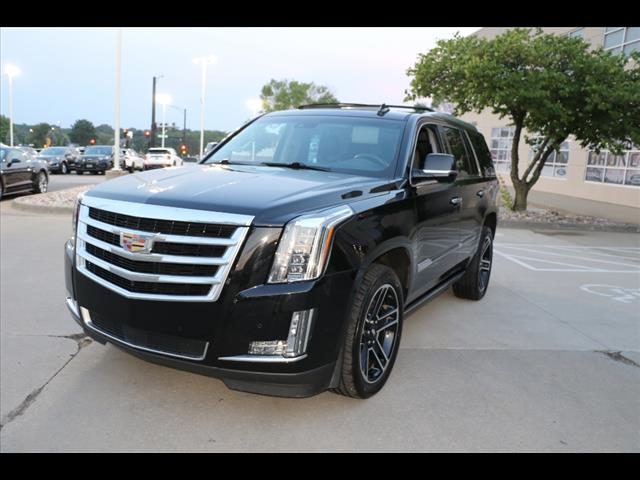 2017 Cadillac Escalade Premium Luxury