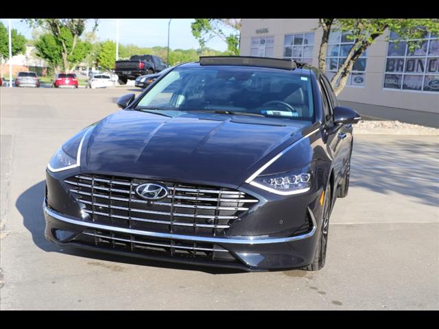 2023 Hyundai SONATA Hybrid Limited