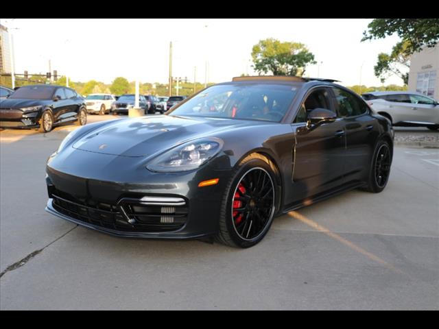 2020 Porsche Panamera GTS