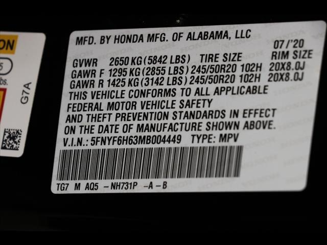 2021 Honda Pilot Touring w/Rear Captain