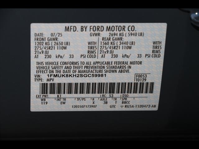 2025 Ford Explorer ST-Line