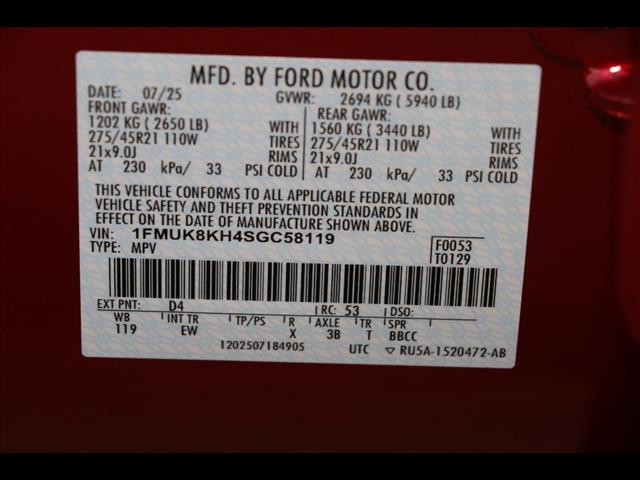 2025 Ford Explorer ST-Line