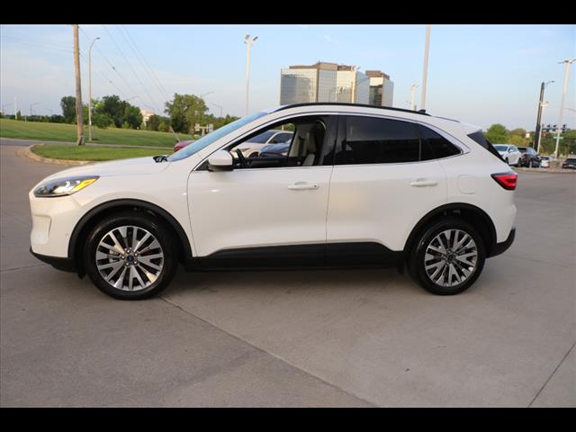 2021 Ford Escape Hybrid Titanium