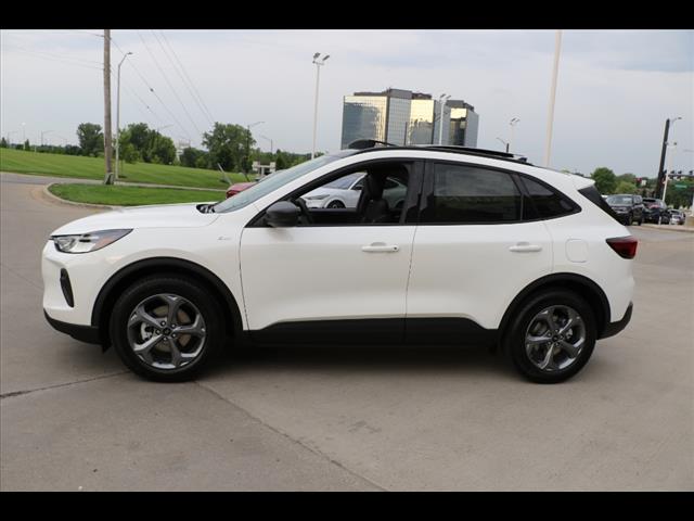 2025 Ford Escape Hybrid ST-Line