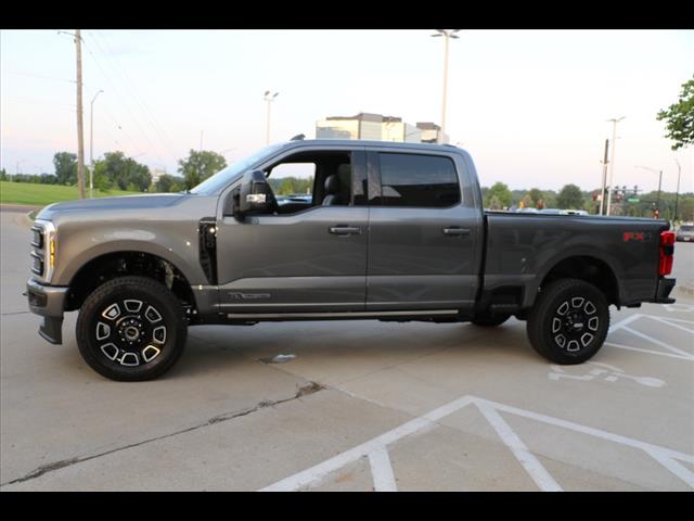 2025 Ford F-250 Super Duty Platinum