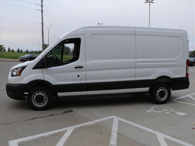 2025 Ford Transit Base