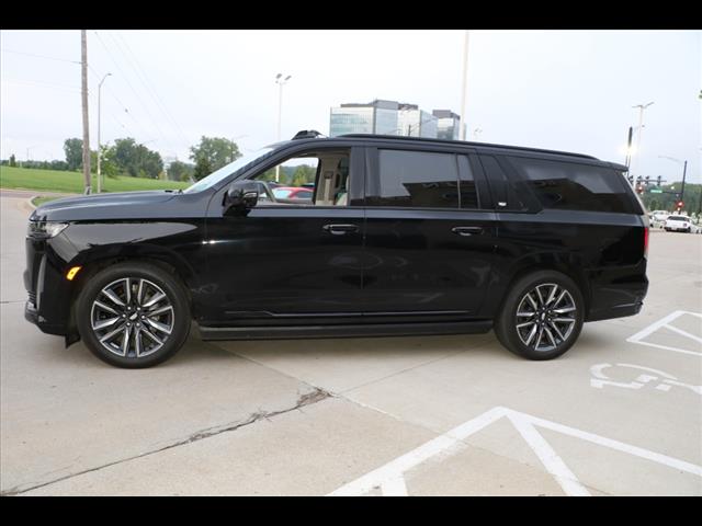 2023 Cadillac Escalade ESV Sport Platinum