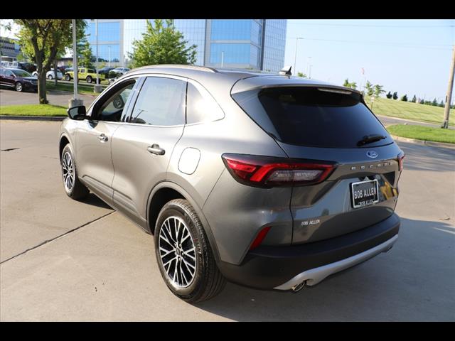 2025 Ford Escape Plug-In Hybrid PHEV
