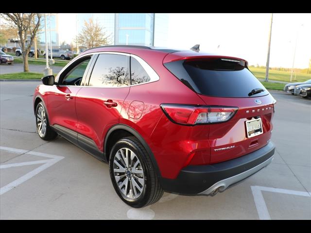 2022 Ford Escape Hybrid Titanium Hybrid