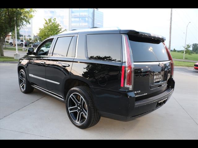 2017 Cadillac Escalade Premium Luxury