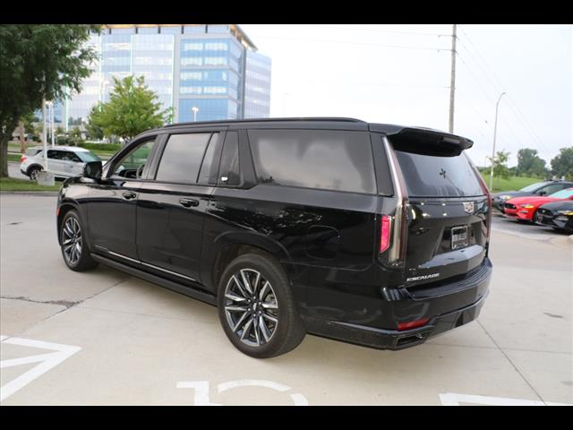 2023 Cadillac Escalade ESV Sport Platinum