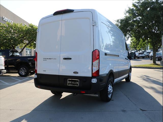 2024 Ford Transit 250