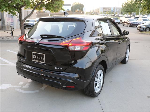 2024 Nissan Kicks S