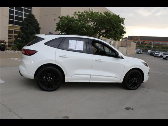 2023 Ford Escape Hybrid ST-Line Elite