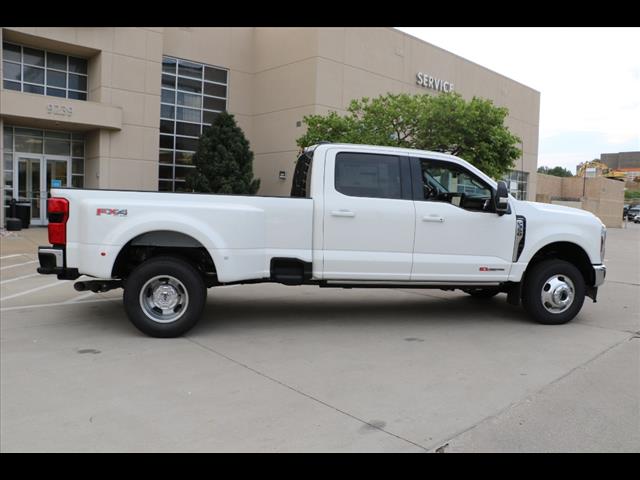 2025 Ford F-350 Super Duty Lariat