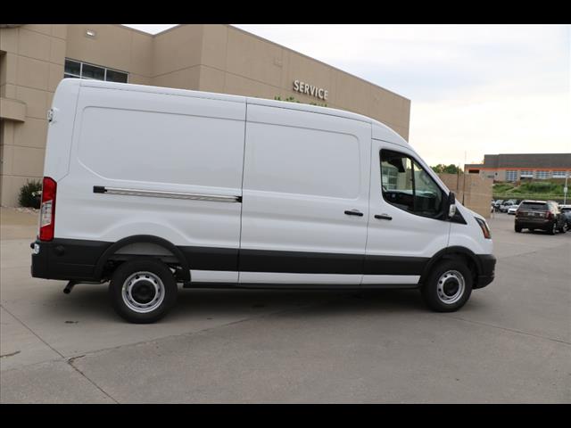 2025 Ford Transit 250