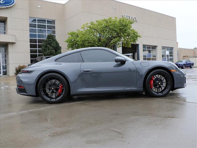 2025 Porsche 911 Carrera GTS