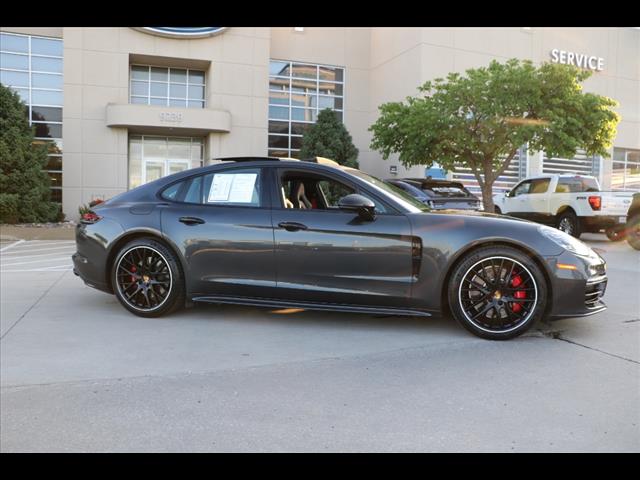 2020 Porsche Panamera GTS