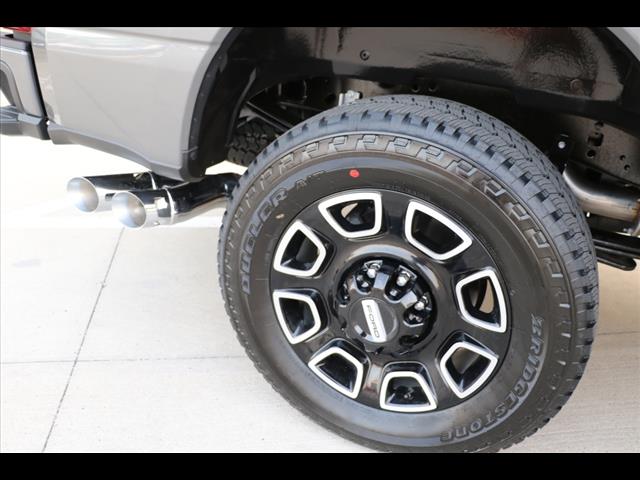 2025 Ford F-250 Super Duty Platinum