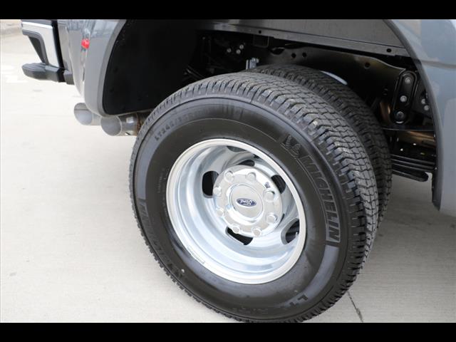 2025 Ford F-350 Super Duty XLT