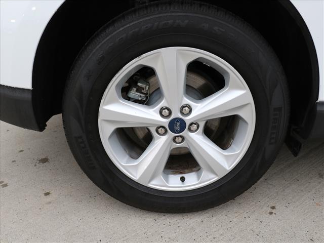 2021 Ford Edge SE