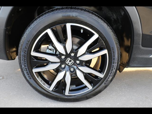 2021 Honda Pilot Touring w/Rear Captain