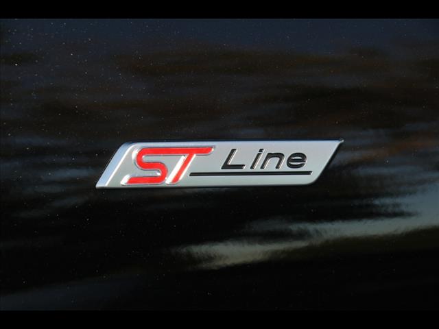 2025 Ford Escape Hybrid ST-Line Select